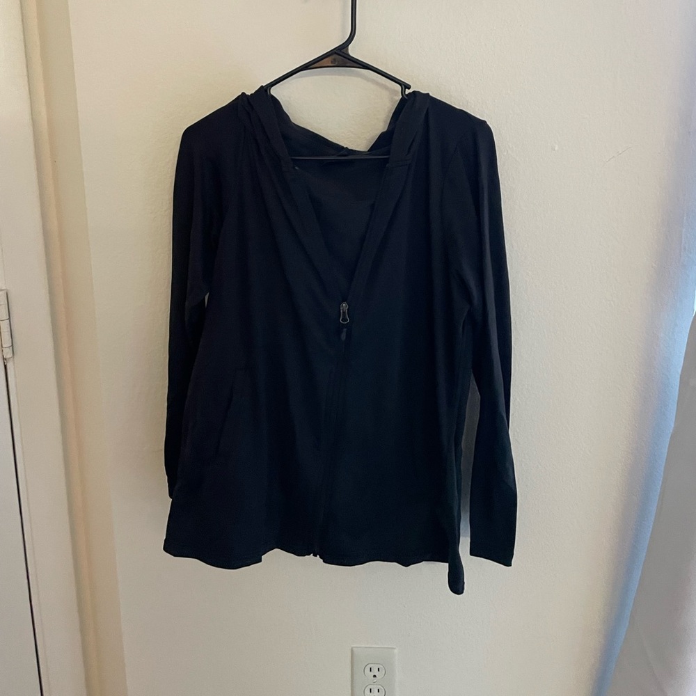 Light Weight 32 degrees cool black zip up work out hoodie